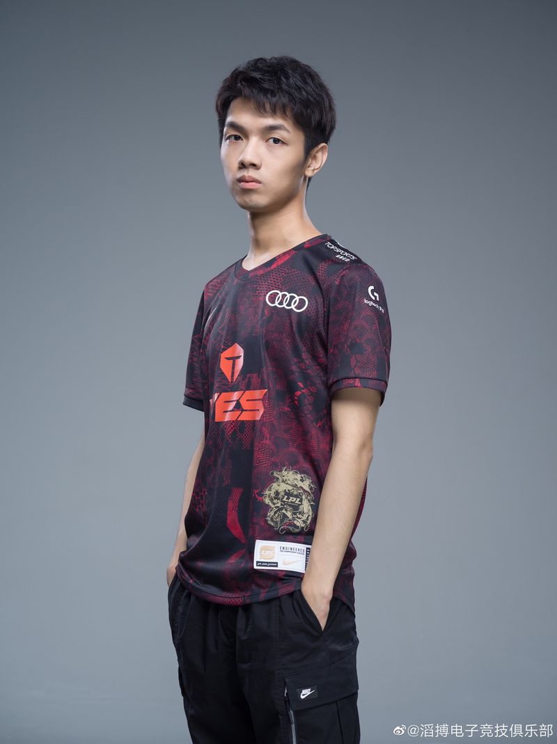 《LOL》TESS10定妆照