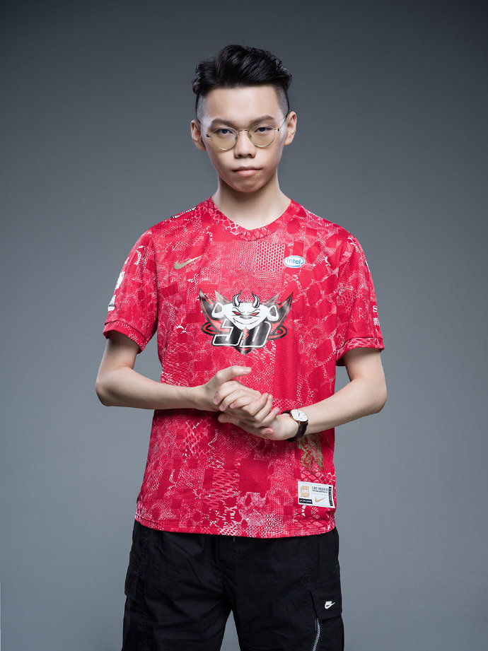 《LOL》JDGS10定妆照