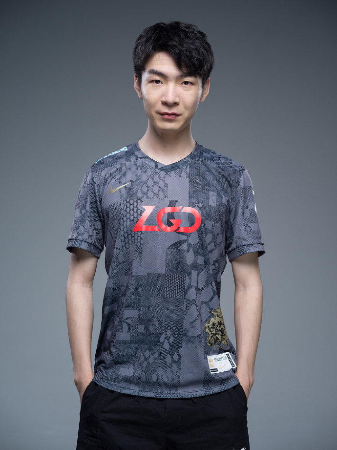 《LOL》LGDS10定妆照