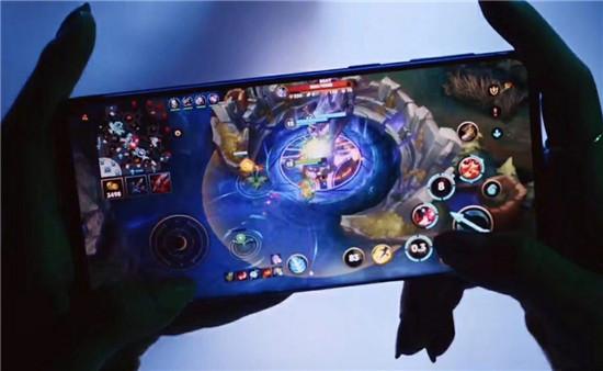 《LOL》手游版和端游数据互通吗