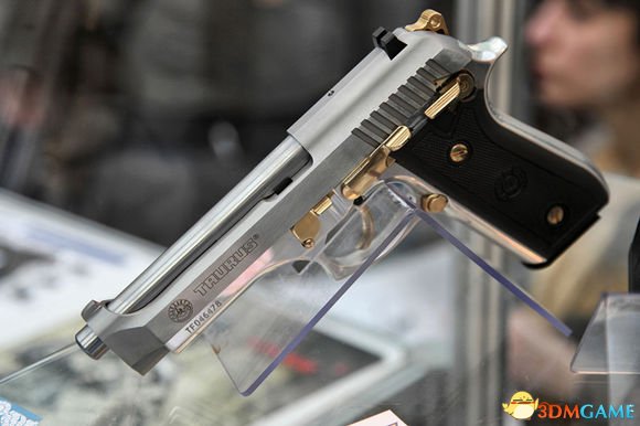 GTA5全武器介绍 武器原型及性能一览
