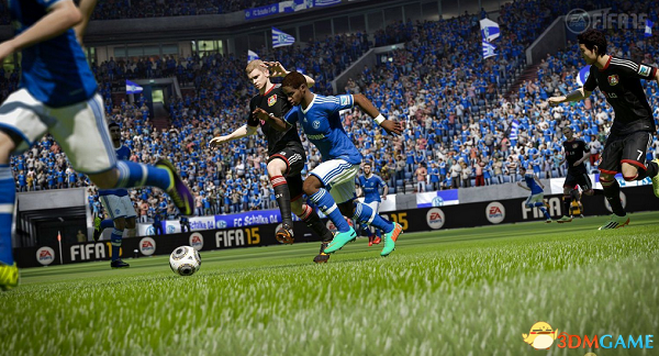 FIFA 15 下底传中视频教程 FIFA15如何下底传中